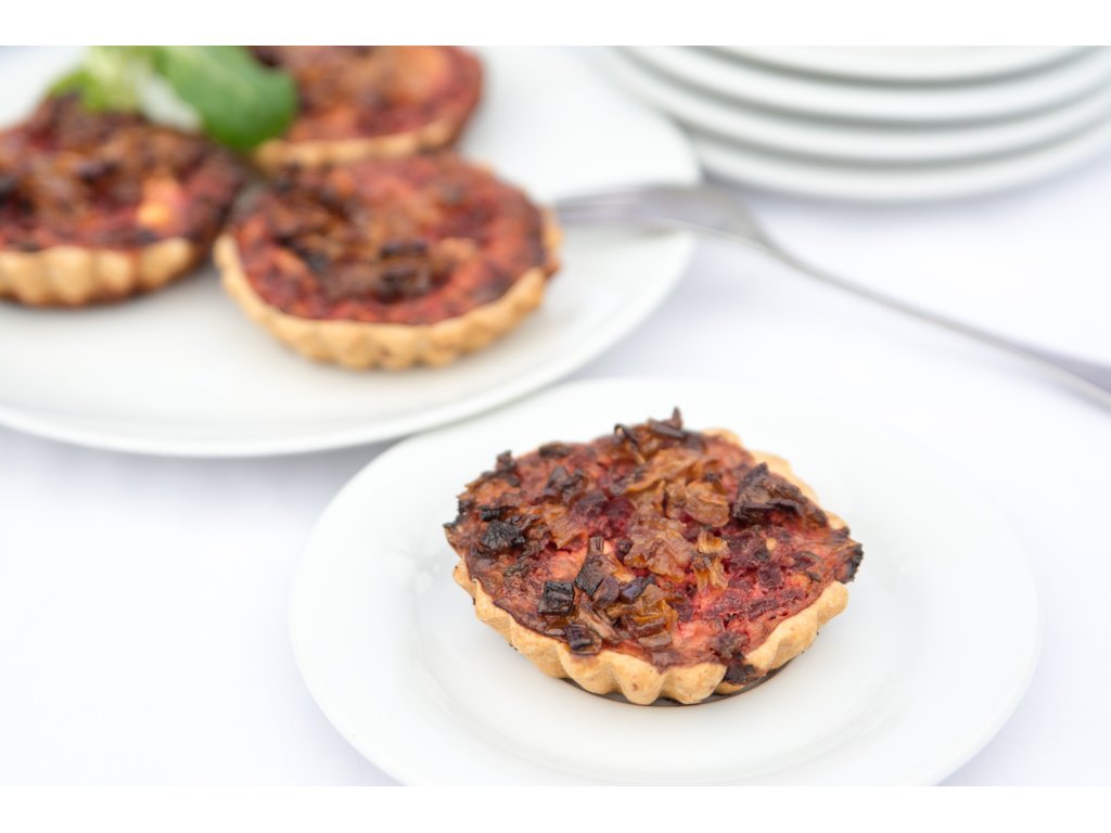 Mini quiche s červenou řepou